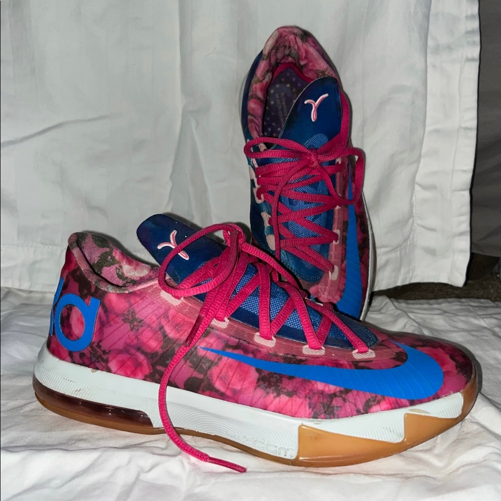 KD Aunt Pearl 6 Nike Shoes
